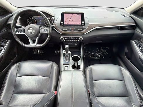 Used 2022 Nissan Altima 2.5 SL FWD image 14