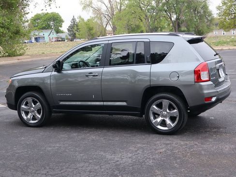 Used 2012 Jeep Compass Limited w/ Sun/Sound Group AWD/4WD image 8