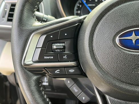 Used 2020 Subaru Ascent Limited w/ Technology Package image 12