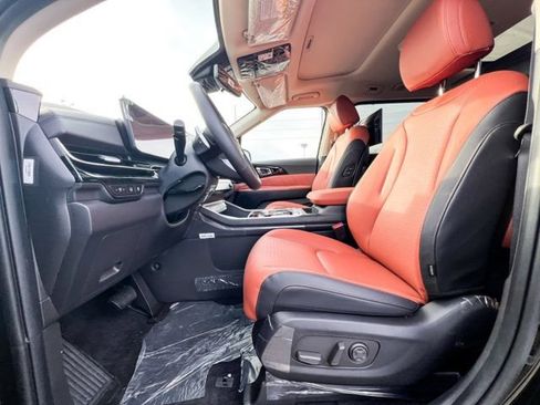 New 2026 Kia Carnival SX Prestige image 17