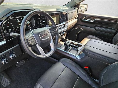 Used 2023 GMC Sierra 1500 SLT w/ SLT Premium Package AWD/4WD image 13