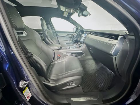 Used 2025 Jaguar F-PACE R-Dynamic S image 34
