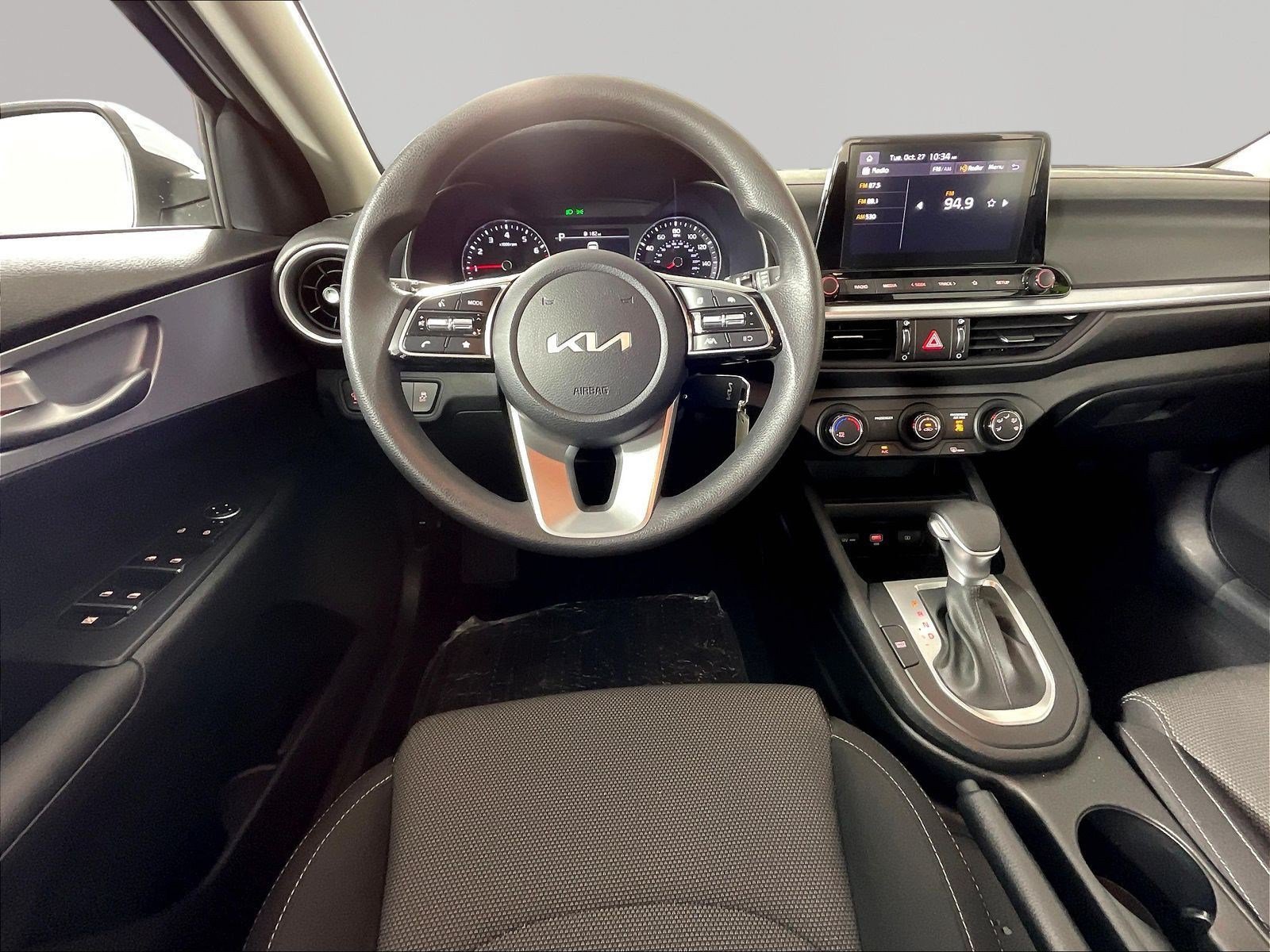 Used 2024 Kia Forte LXS w/ LXS Technology Package FWD image 8