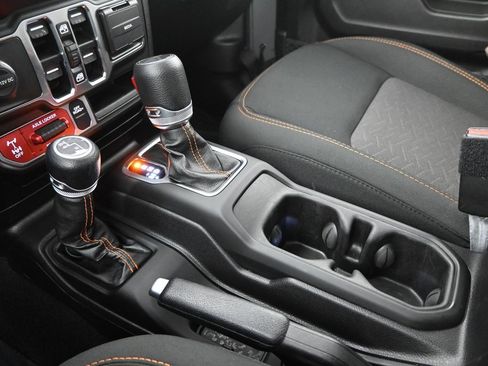 Used 2021 Jeep Gladiator Mojave image 32