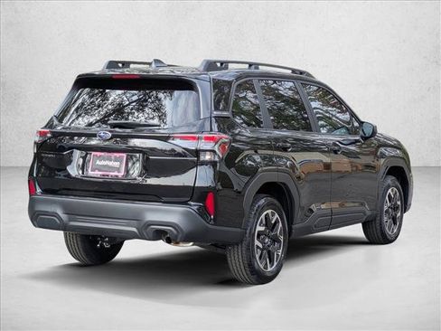 Used 2026 Subaru Forester Premium AWD/4WD image 2