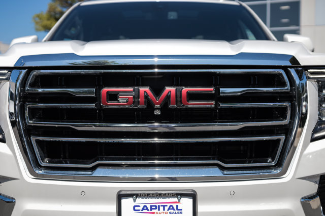 Used 2021 GMC Yukon SLT w/ SLT Premium Package AWD/4WD image 17