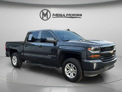 Used 2018 Chevrolet Silverado 1500 LT w/ All Star Edition image 7