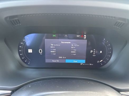 New 2026 Volvo XC60 B5 Plus w/ Climate Package PRO image 17