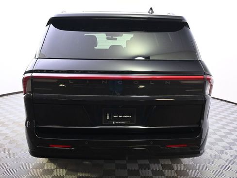 New 2026 Lincoln Navigator L Reserve w/ Jet Appearance Package image 5