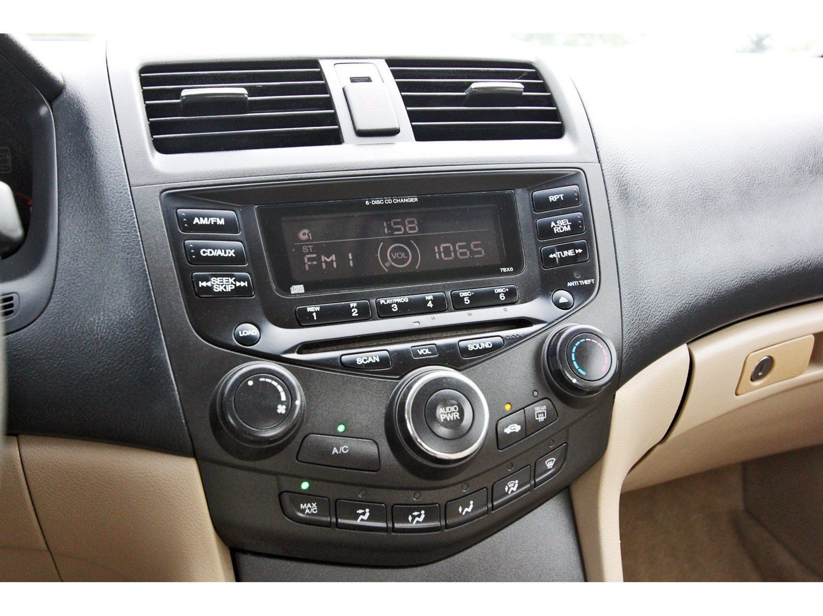 Used 2005 Honda Accord SE image 26