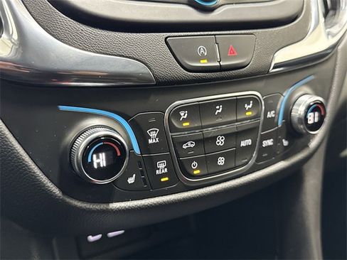 Certified 2023 Chevrolet Equinox LT image 19