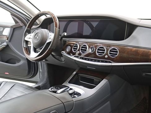 Used 2019 Mercedes-Benz S 560 4MATIC Sedan image 37