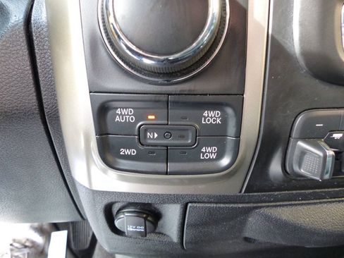 Used 2018 RAM 1500 Big Horn AWD/4WD image 41
