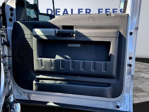 Used 2015 Ford F350 Lariat w/ Lariat Ultimate Package image 28