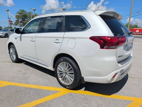Used 2019 Mitsubishi Outlander SEL AWD/4WD image 5