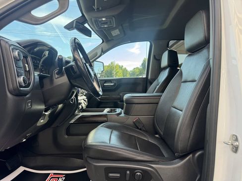 Used 2022 GMC Sierra 1500 SLT w/ SLT Premium Package RWD image 18