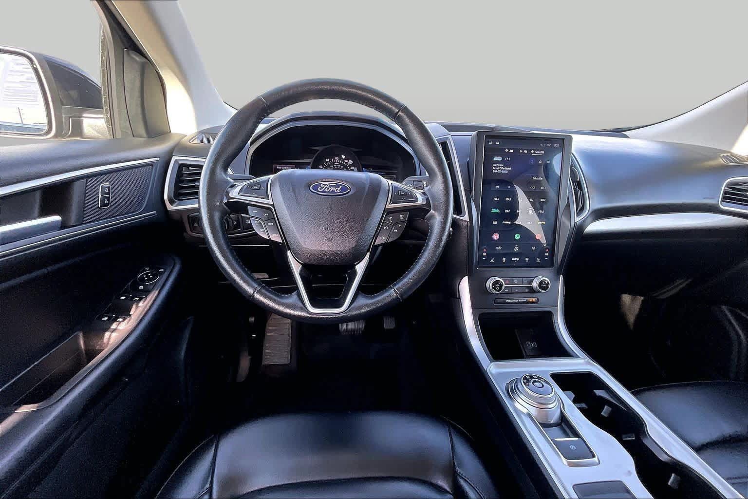 Used 2023 Ford Edge SEL AWD/4WD image 6