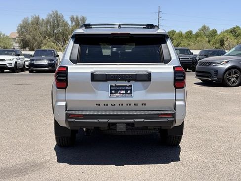 Used 2025 Toyota 4Runner TRD Off-Road Premium AWD/4WD image 7