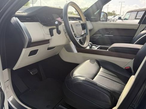 Used 2023 Land Rover Range Rover SE AWD/4WD image 6