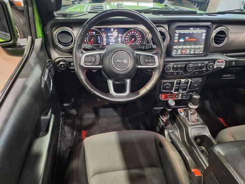 Used 2019 Jeep Wrangler Unlimited Rubicon AWD/4WD image 11