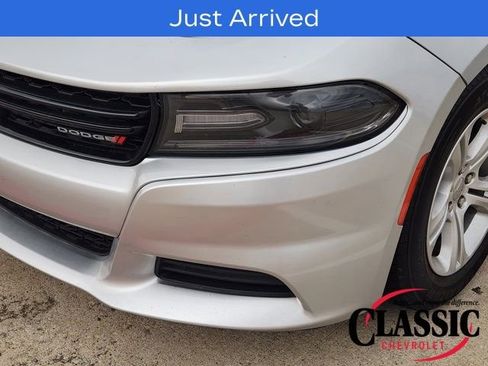 Used 2021 Dodge Charger SXT w/ Leather Interior Group image 15