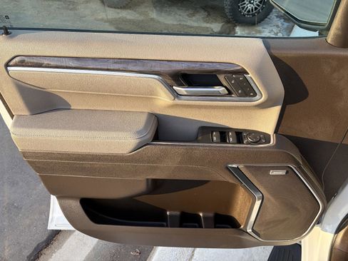 Used 2025 Chevrolet Silverado 1500 LTZ w/ Max Trailering Package image 9