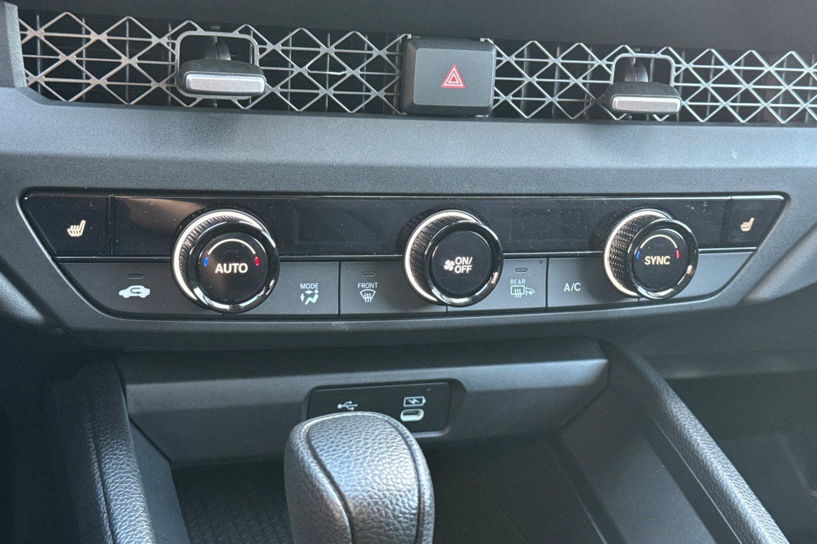 Used 2025 Honda Accord SE image 19