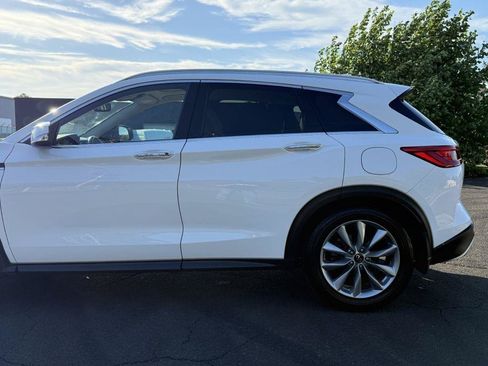 Used 2020 INFINITI QX50 Luxe w/ Cargo Package AWD/4WD image 6