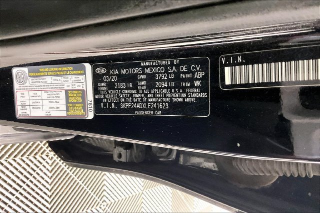 Used 2020 Kia Forte LXS FWD image 4