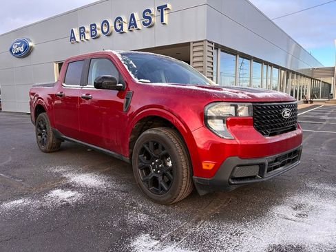 Used 2025 Ford Maverick XLT w/ Equipment Group 301A image 9