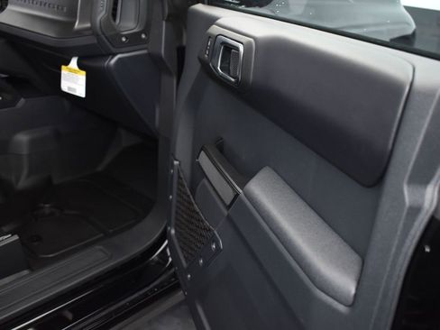 New 2025 Ford Bronco Badlands image 18