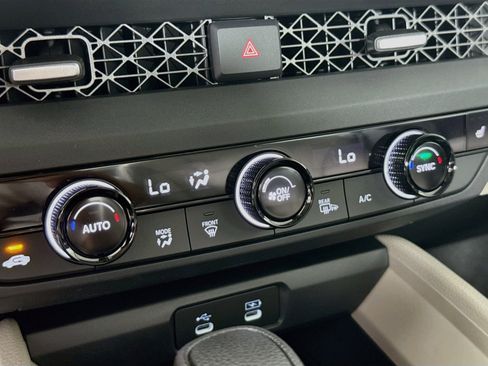 Used 2025 Honda Accord SE image 16