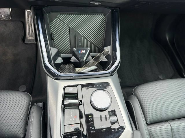 Used 2025 BMW X3 xDrive30i AWD/4WD image 25