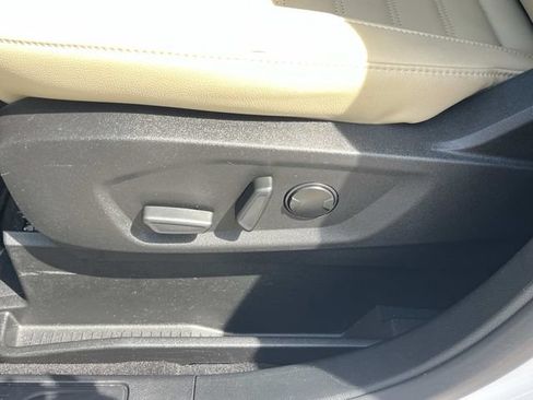 Used 2022 Ford Edge SEL w/ Convenience Package AWD/4WD image 35