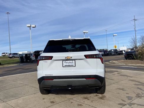 Used 2025 Chevrolet Equinox LT image 9
