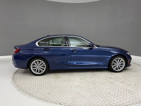 Certified 2024 BMW 330i Sedan w/ Convenience Package RWD image 8