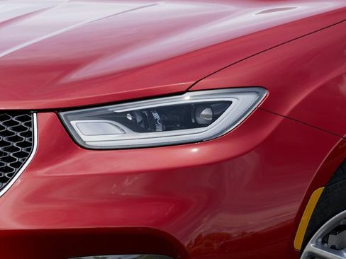 New 2026 Chrysler Pacifica Select FWD image 14