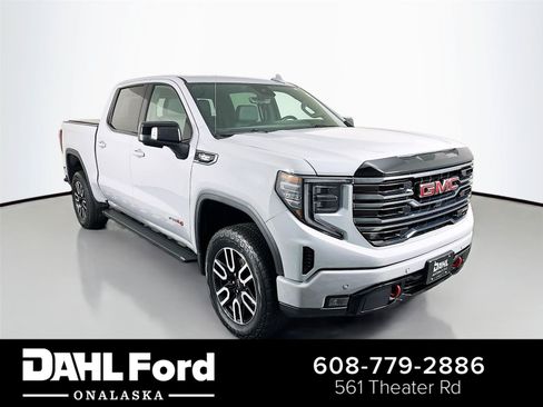 Used 2025 GMC Sierra 1500 AT4 w/ Technology Package AWD/4WD image 1
