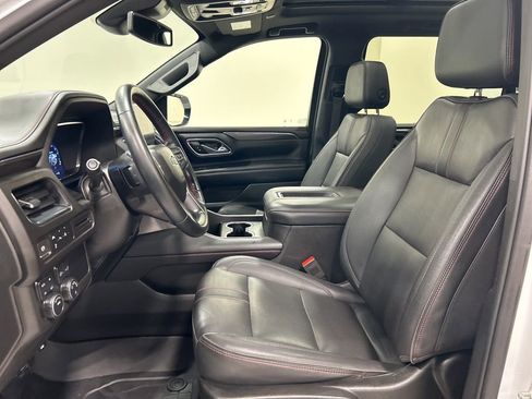 Used 2023 Chevrolet Suburban RST image 10