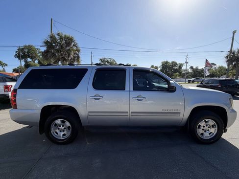 Used 2012 Chevrolet Suburban LS image 9