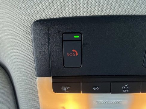 Used 2023 Nissan Pathfinder SL image 25