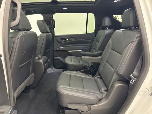 New 2026 Chevrolet Traverse LT w/ Sun and Wheel Package AWD/4WD image 26