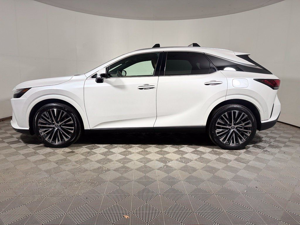 Used 2023 Lexus RX 350 Premium Plus w/ Accessory Package AWD/4WD image 3