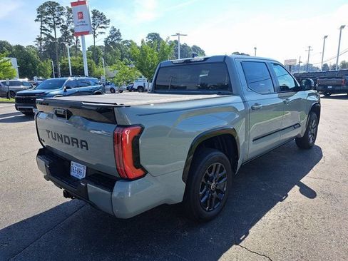 Used 2024 Toyota Tundra Platinum AWD/4WD image 7