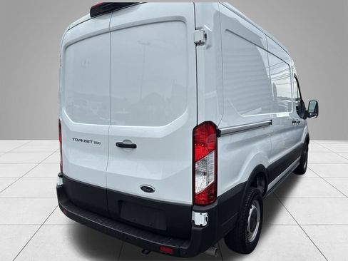 Used 2023 Ford Transit 250 Medium Roof w/ Load Area Protection Package RWD image 10