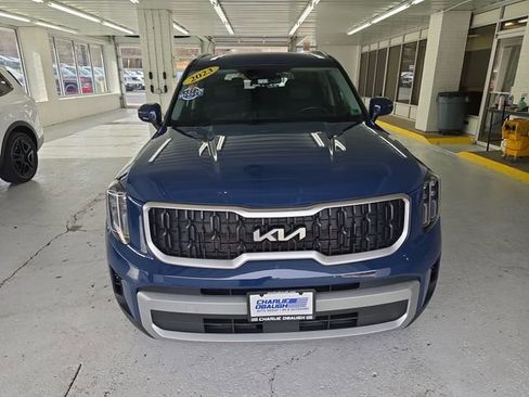Certified 2023 Kia Telluride EX image 8
