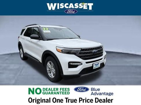 Certified 2022 Ford Explorer XLT w/ Equipment Group 202A image 1