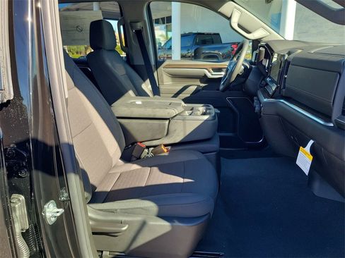 New 2026 Chevrolet Silverado 1500 LT image 18