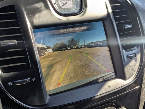 Used 2023 Chrysler 300 S image 21