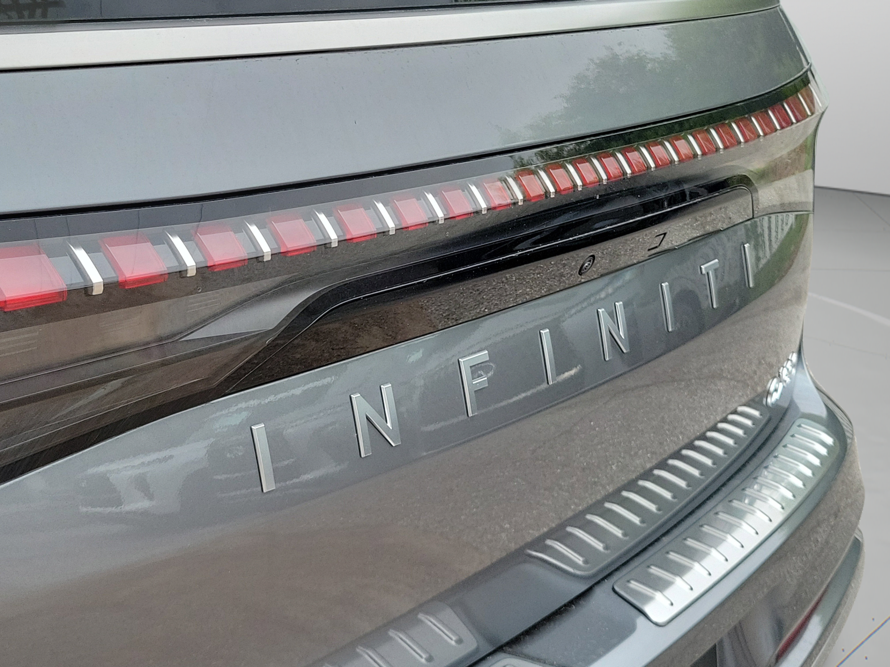 New 2026 INFINITI QX80 Luxe w/ Exterior Package RWD image 22